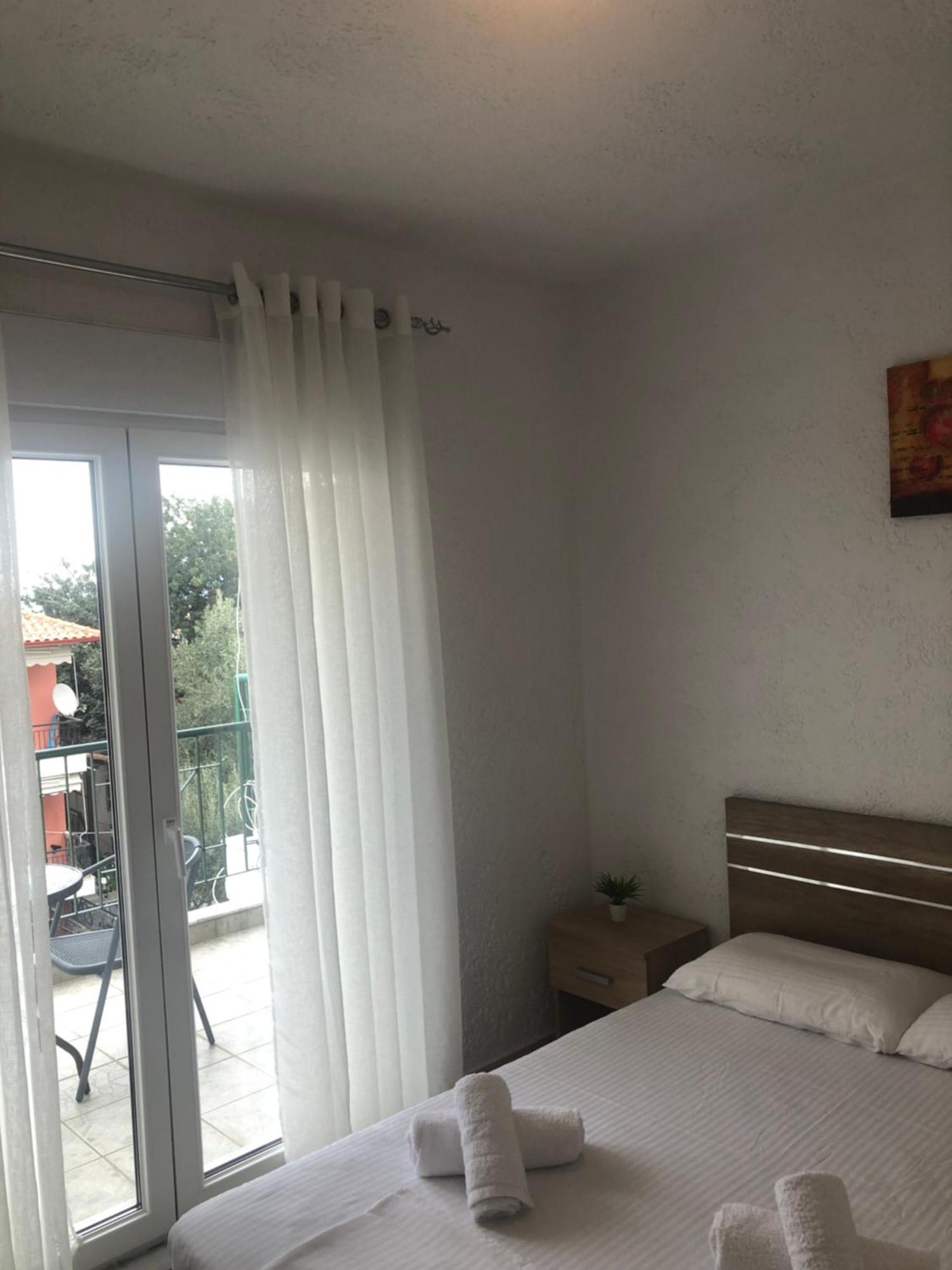 Miminllari Apartments 2 佩科霍里 外观 照片