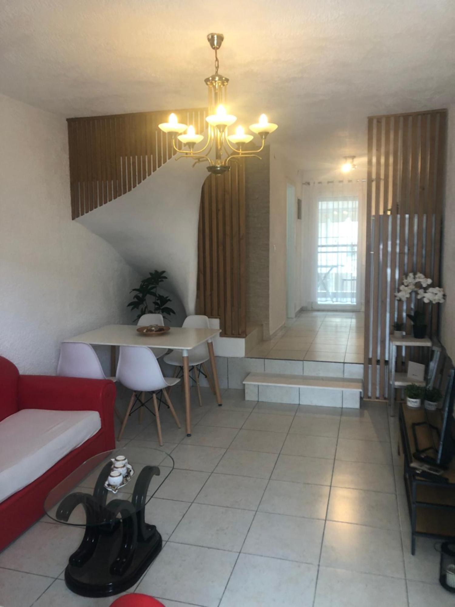 Miminllari Apartments 2 佩科霍里 外观 照片